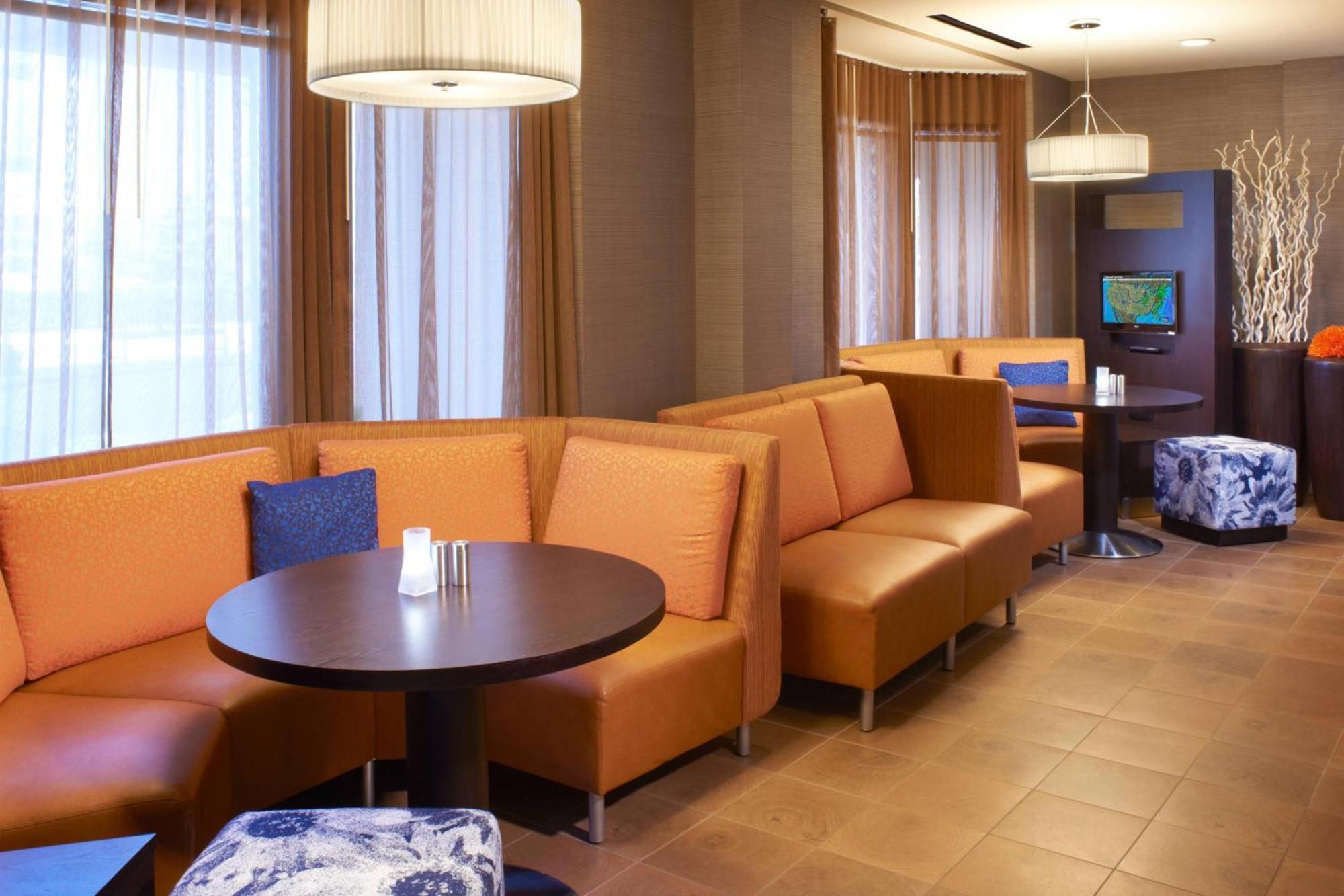 Courtyard Toledo Rossford/Perrysburg Exterior foto